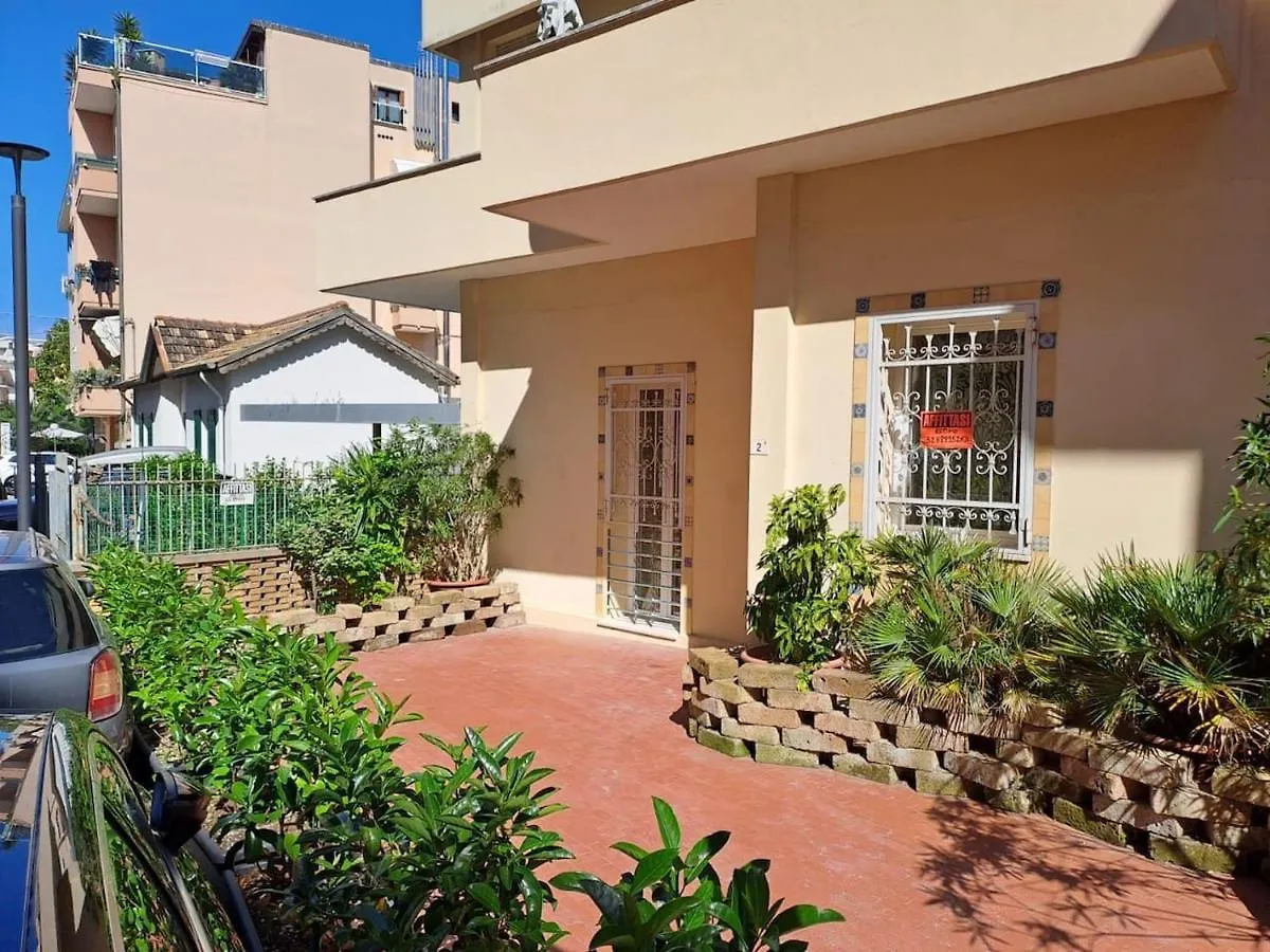 Apartmán Casa Al Mare Con Parcheggio Coperto Privato Cattolica