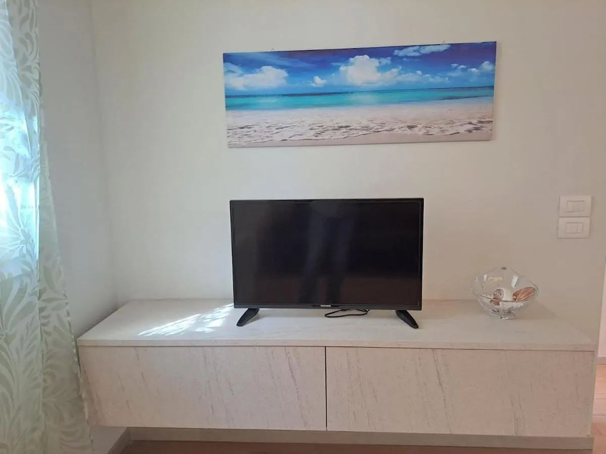 Casa Al Mare Con Parcheggio Coperto Privato Apartment Cattolica Italy